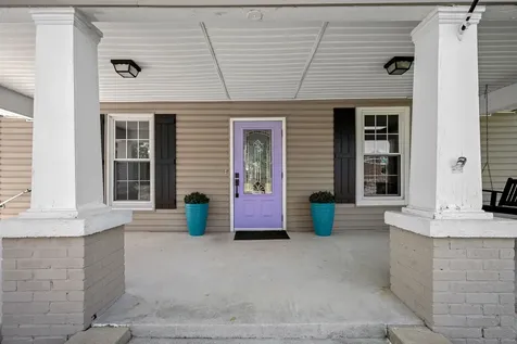 105 W Decherd Street Tullahoma TN 37388