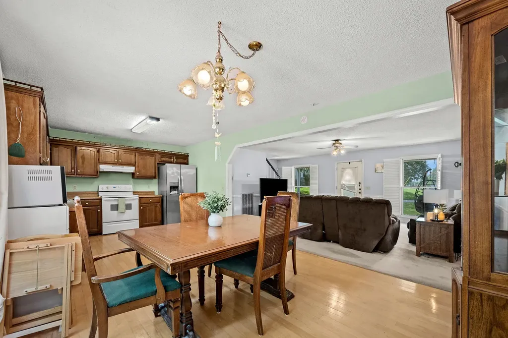 134 Keenan Lane Shelbyville TN 37160