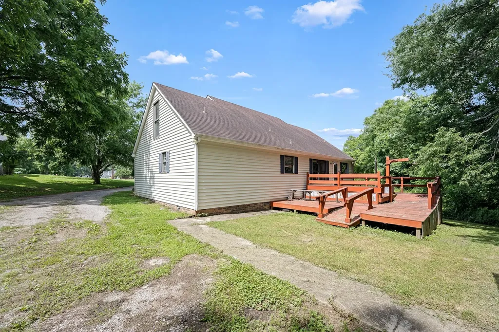 134 Keenan Lane Shelbyville TN 37160