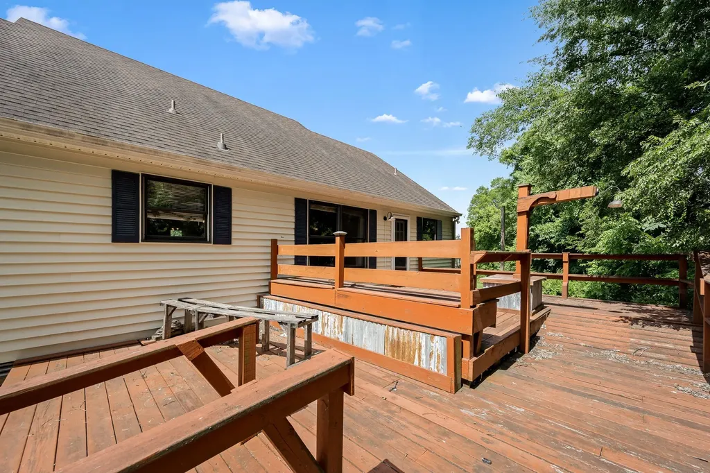 134 Keenan Lane Shelbyville TN 37160