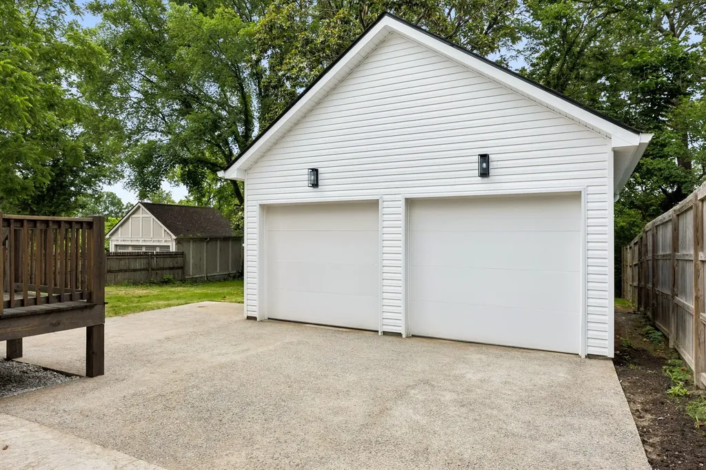918 Sutton Hill Road Nashville TN 37204