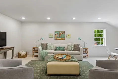 918 Sutton Hill Road Nashville TN 37204