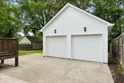 918 Sutton Hill Road Nashville TN 37204