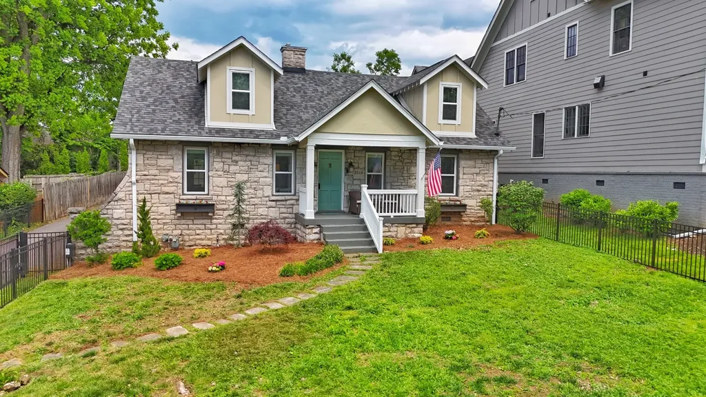 Nashville TN, 2518 Sharondale Drive