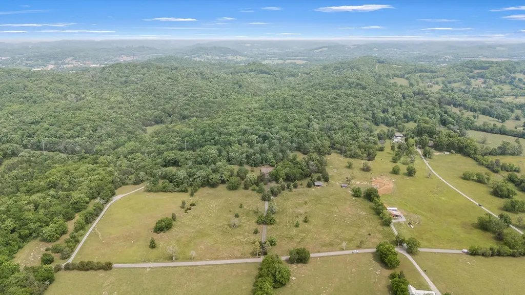 32 Grisham Road Fayetteville TN 37334