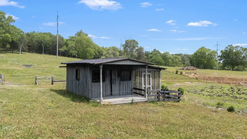 32 Grisham Road Fayetteville TN 37334