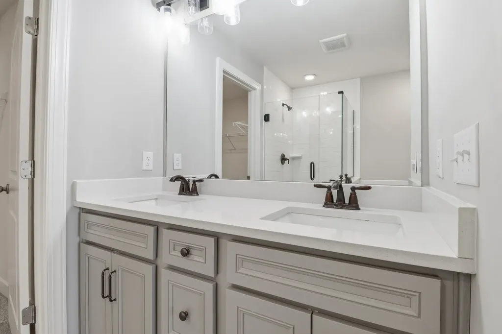 2221 Belle Creek Way Nashville TN 37221