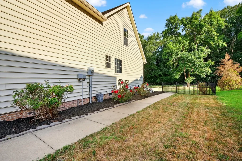 966 Willow Circle Clarksville TN 37043