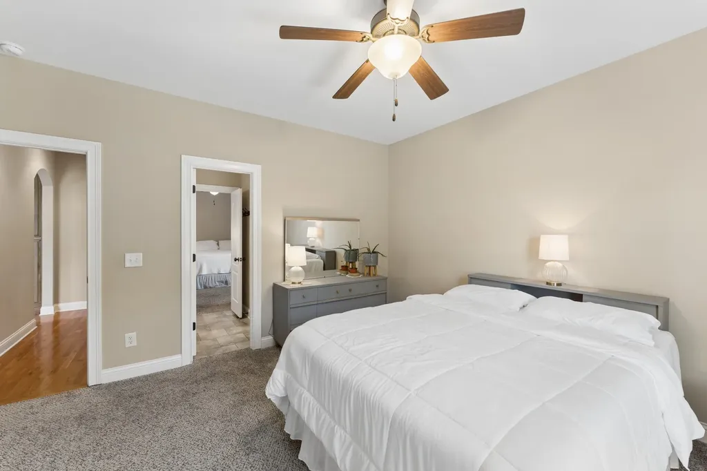 1038 Briarwood Drive Cottontown TN 37048