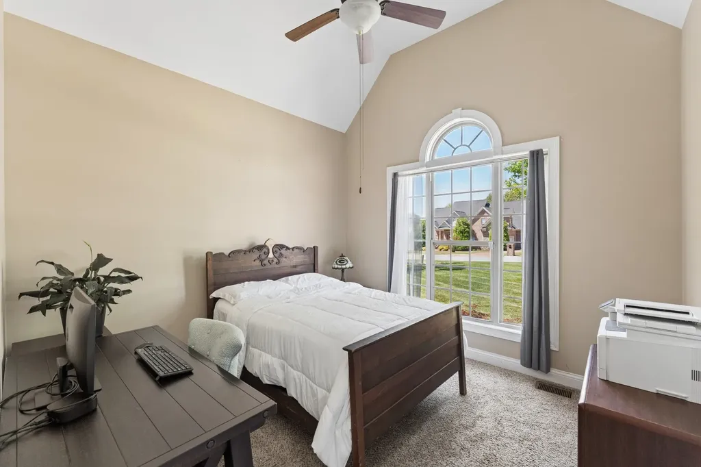 1038 Briarwood Drive Cottontown TN 37048