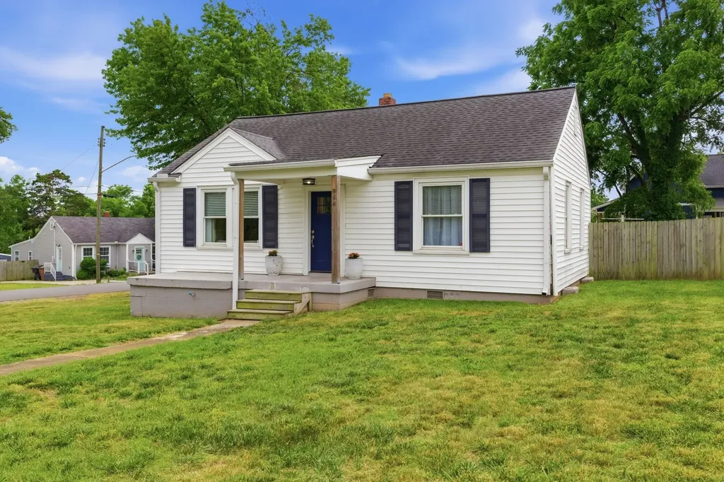 944 Chickasaw Avenue Nashville TN 37207