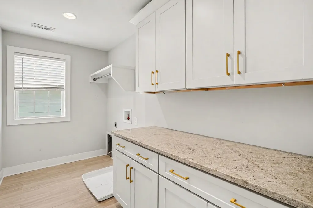 1429C Huffine Street Nashville TN 37216