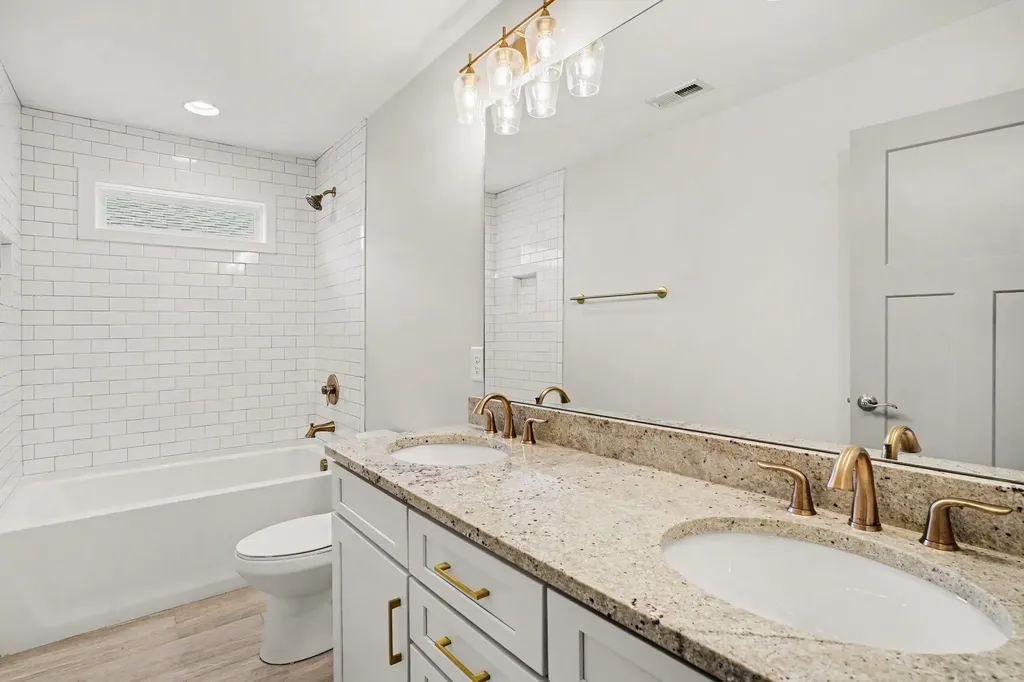 1429C Huffine Street Nashville TN 37216