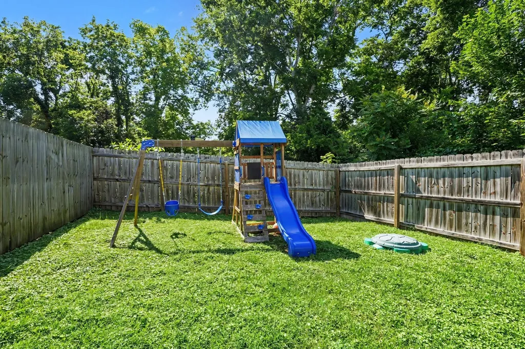 1429C Huffine Street Nashville TN 37216