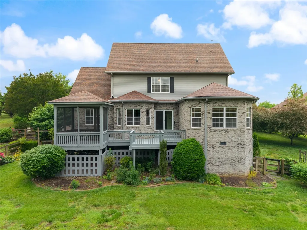 2216 Twin Peaks Court Spring Hill TN 37174