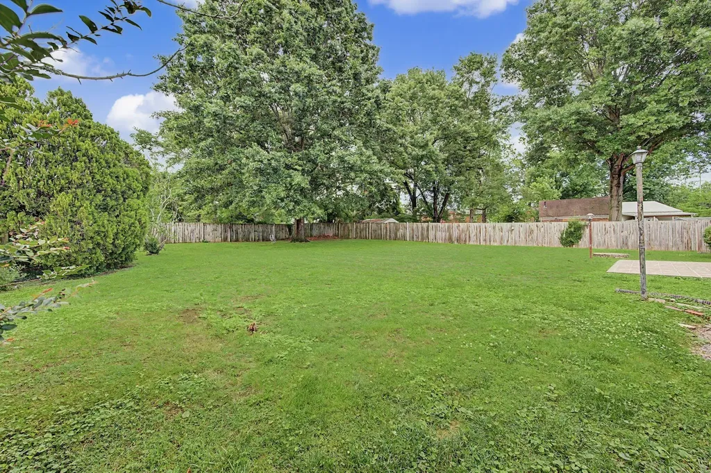 2840 Blue Brick Drive Nashville TN 37214