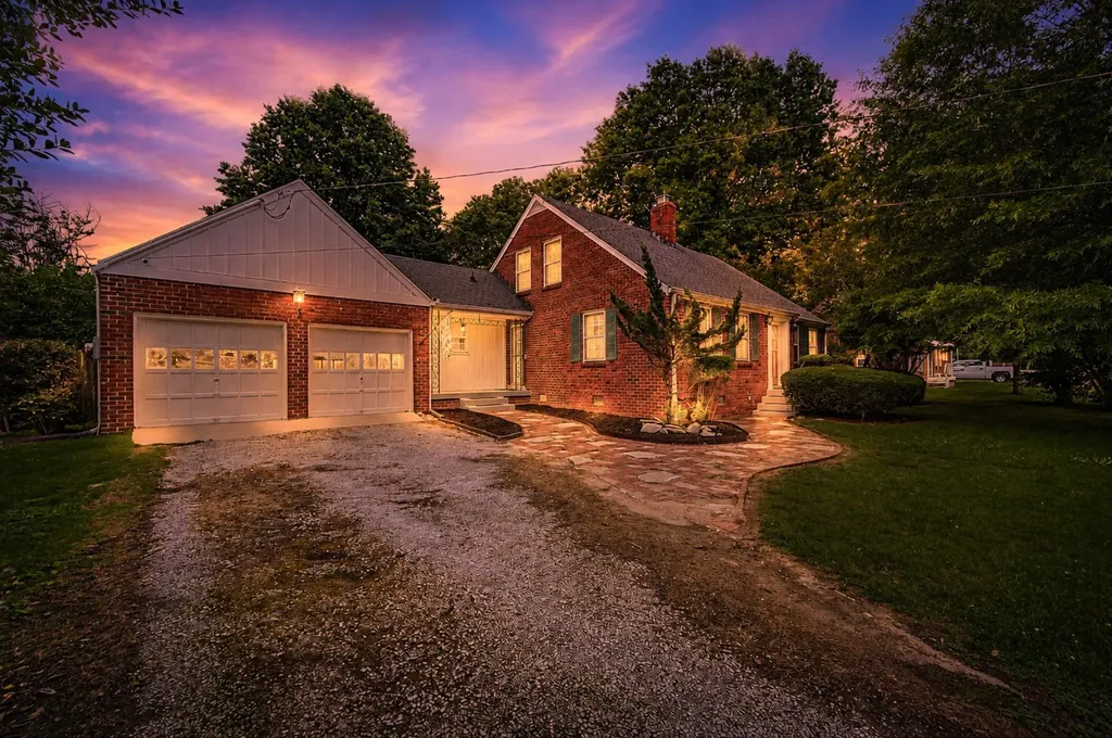 2840 Blue Brick Drive Nashville TN 37214