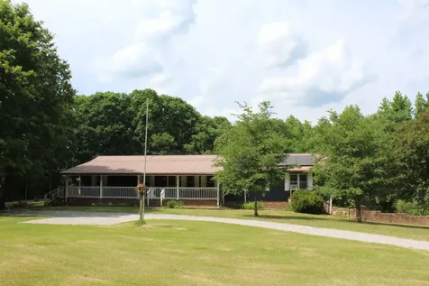 110 Towering Oaks Drive Tennessee Ridge TN 37178