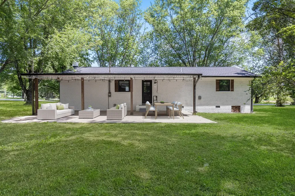 65 Rocky Creek Loop Castalian Springs TN 37031