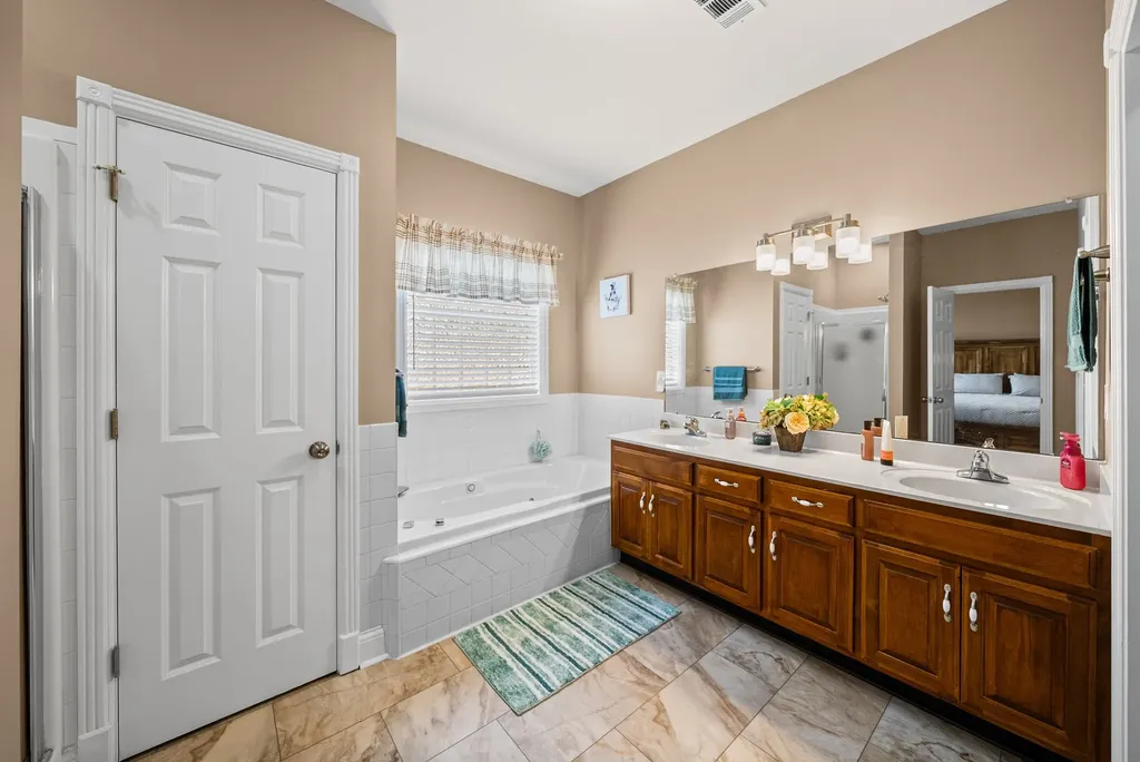 3844 Parade Drive Clarksville TN 37040