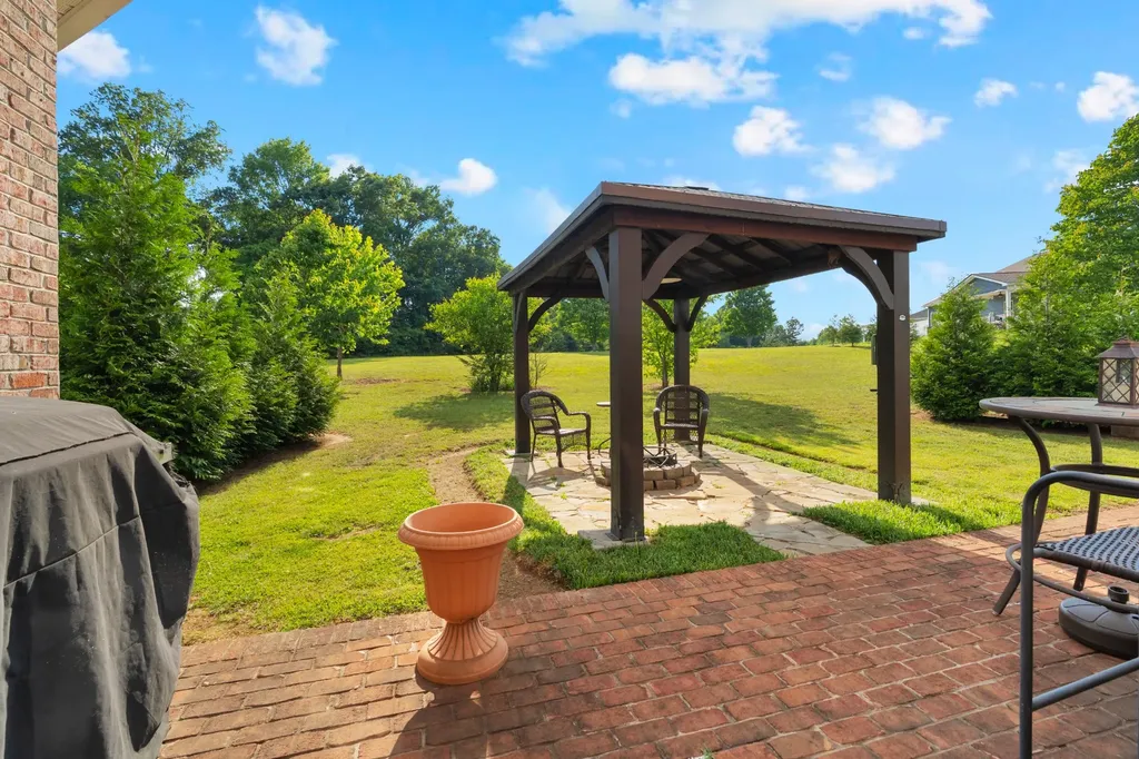102 Waycross Drive Shelbyville TN 37160