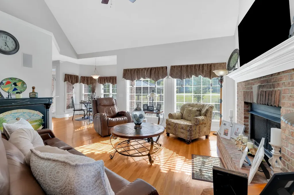 102 Waycross Drive Shelbyville TN 37160