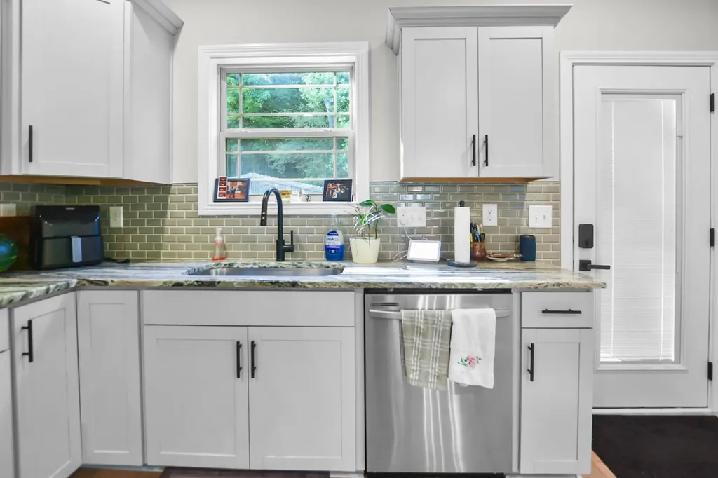 60 Cave Springs Road Clarksville TN 37042