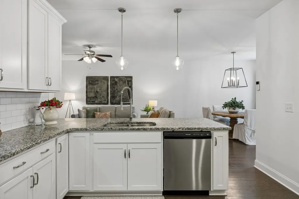 2330 Laurelstone Drive Murfreesboro TN 37130
