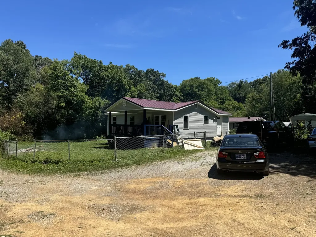 499 Carter Blake Road Tullahoma TN 37388