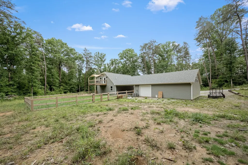 1361 Old Highway 56 Altamont TN 37301