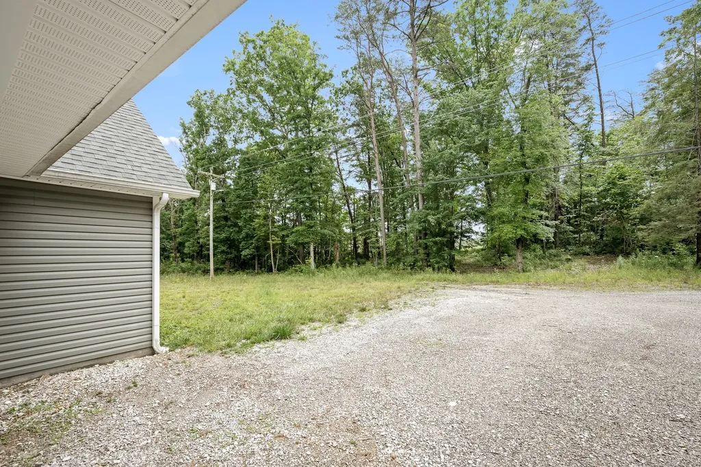 1361 Old Highway 56 Altamont TN 37301