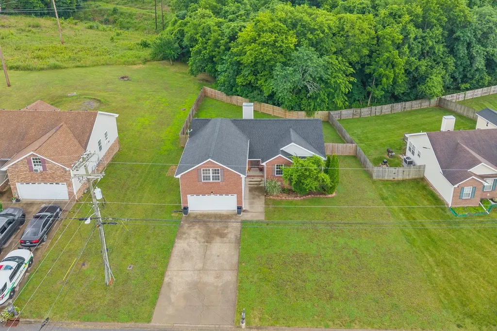 227 Harold Drive Clarksville TN 37040