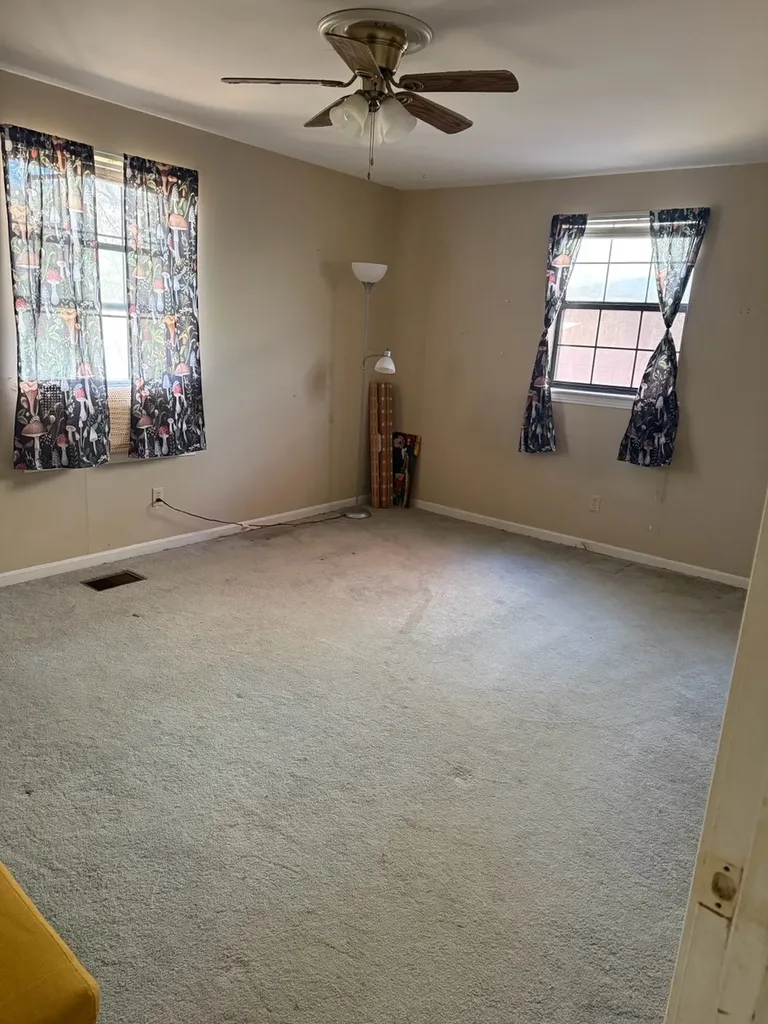 129 Oak Street Ashland City TN 37015