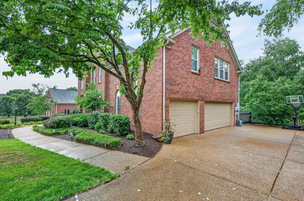 304 Lakemont Circle Franklin TN 37067