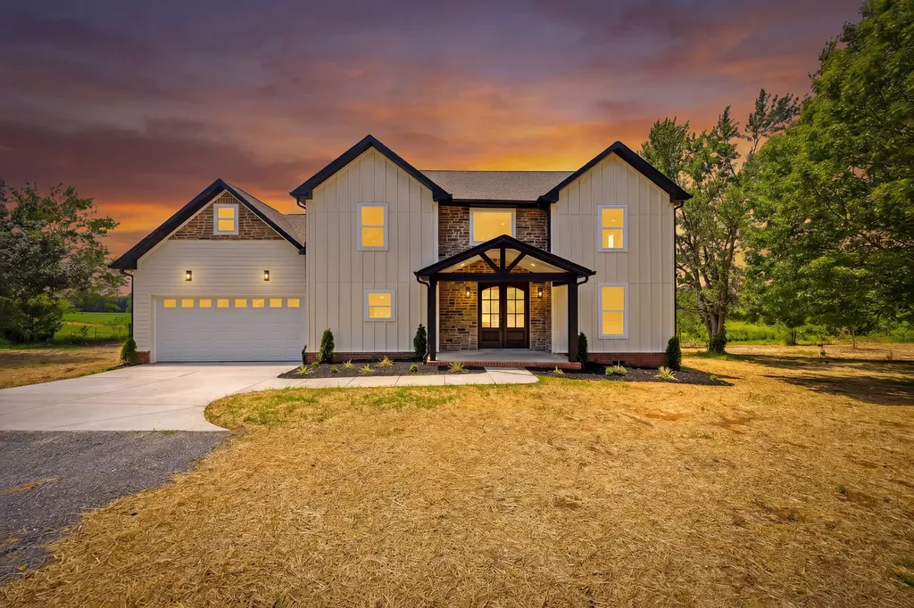 3305 Dobbins Pike Portland TN 37148