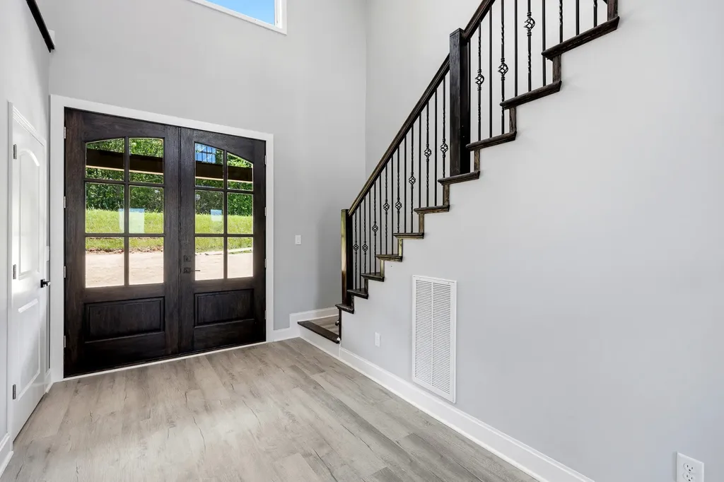 3305 Dobbins Pike Portland TN 37148