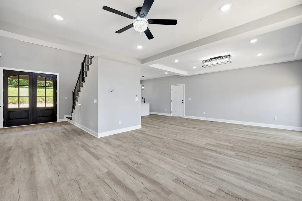 3305 Dobbins Pike Portland TN 37148