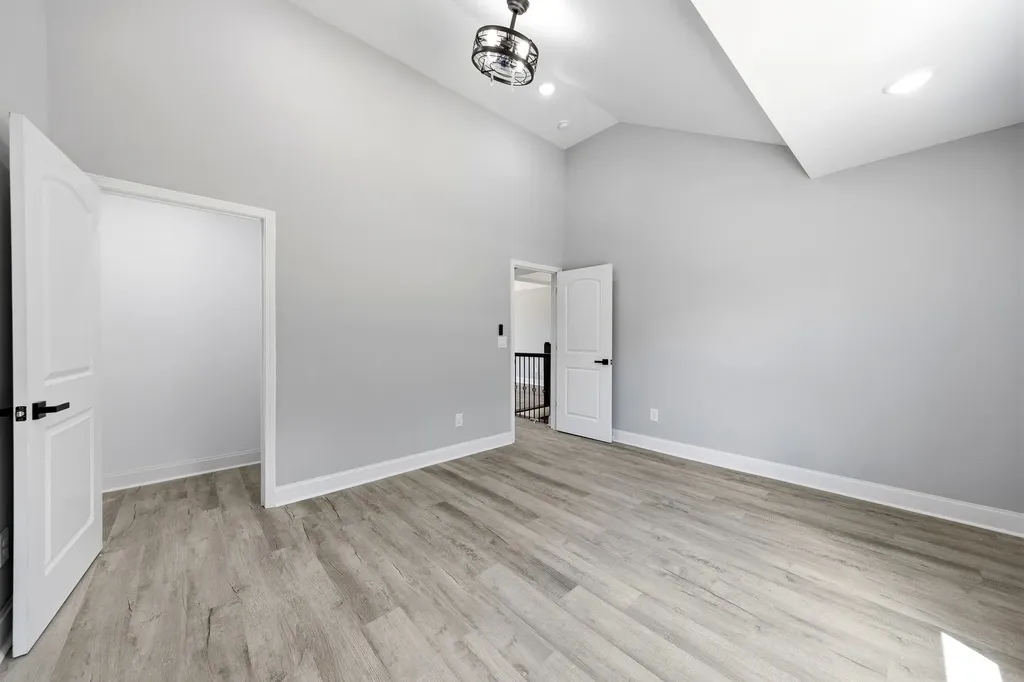 3305 Dobbins Pike Portland TN 37148