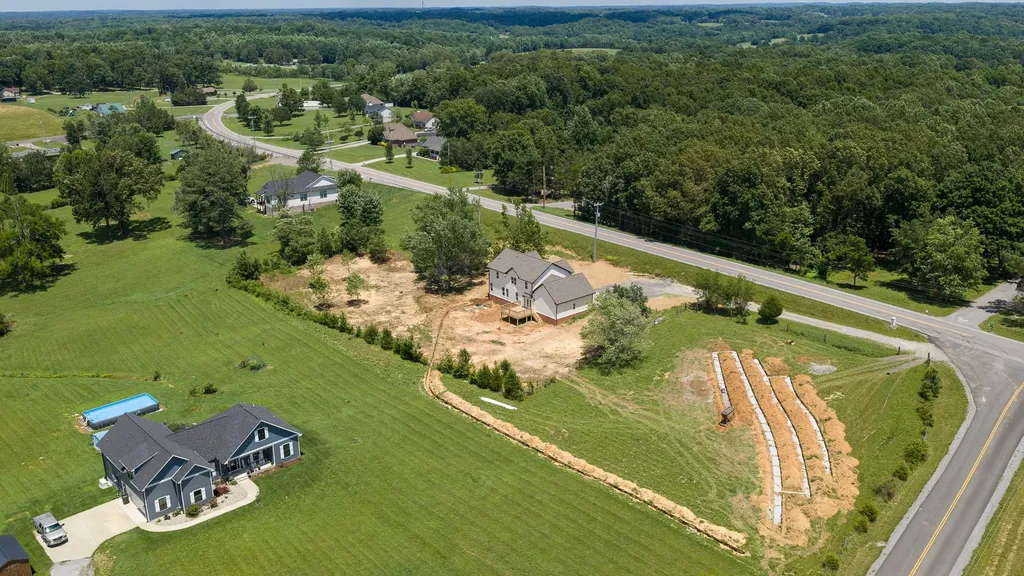 3305 Dobbins Pike Portland TN 37148