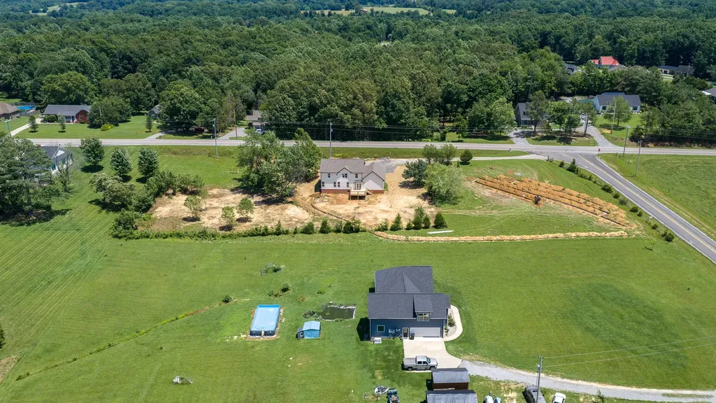 3305 Dobbins Pike Portland TN 37148