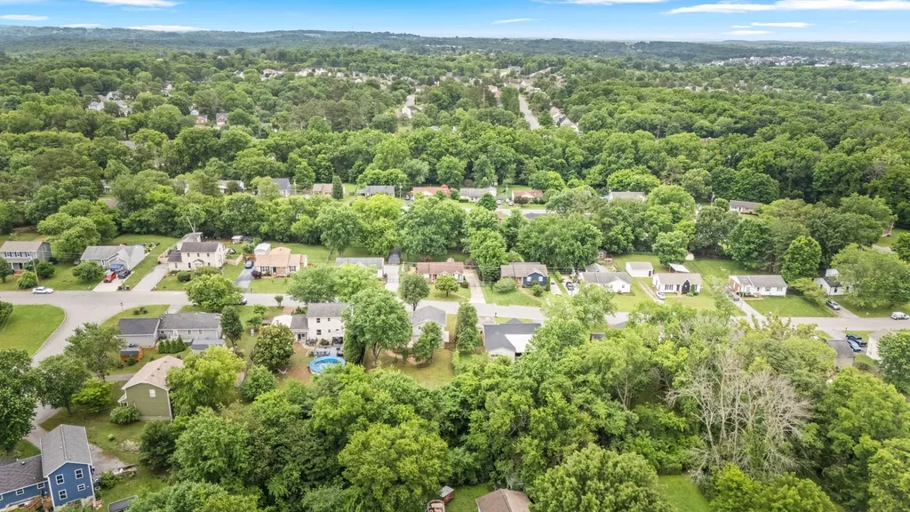 615 Meadowview Drive Mount Juliet TN 37122