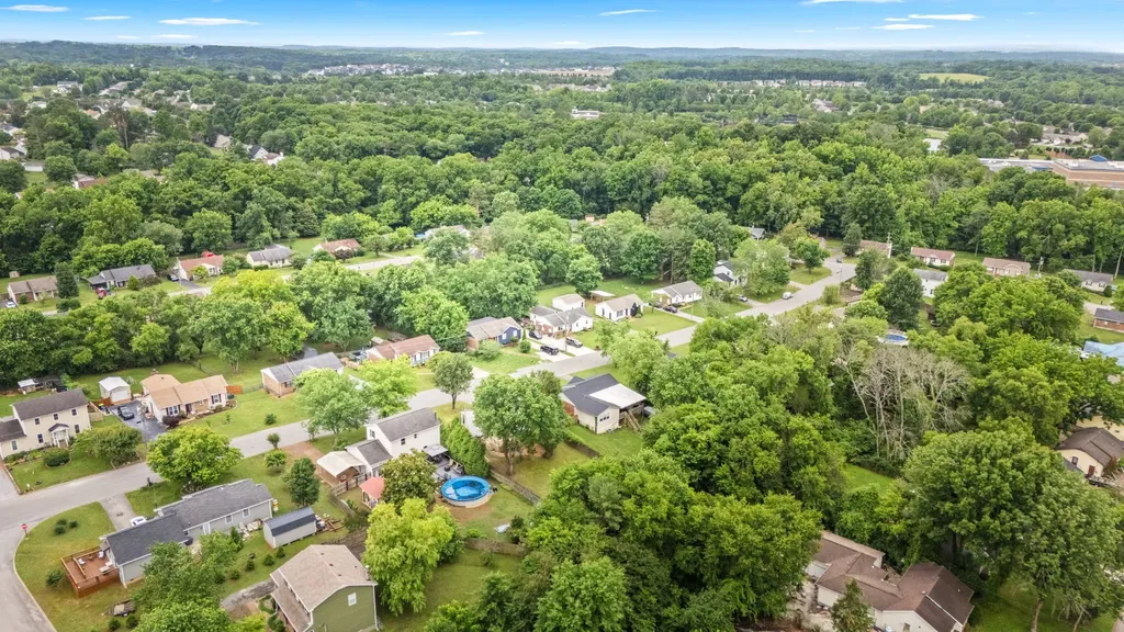 615 Meadowview Drive Mount Juliet TN 37122