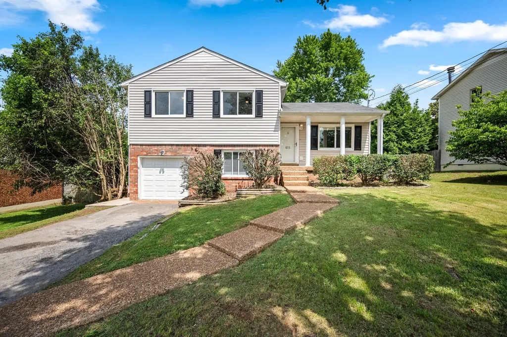 615 Meadowview Drive Mount Juliet TN 37122