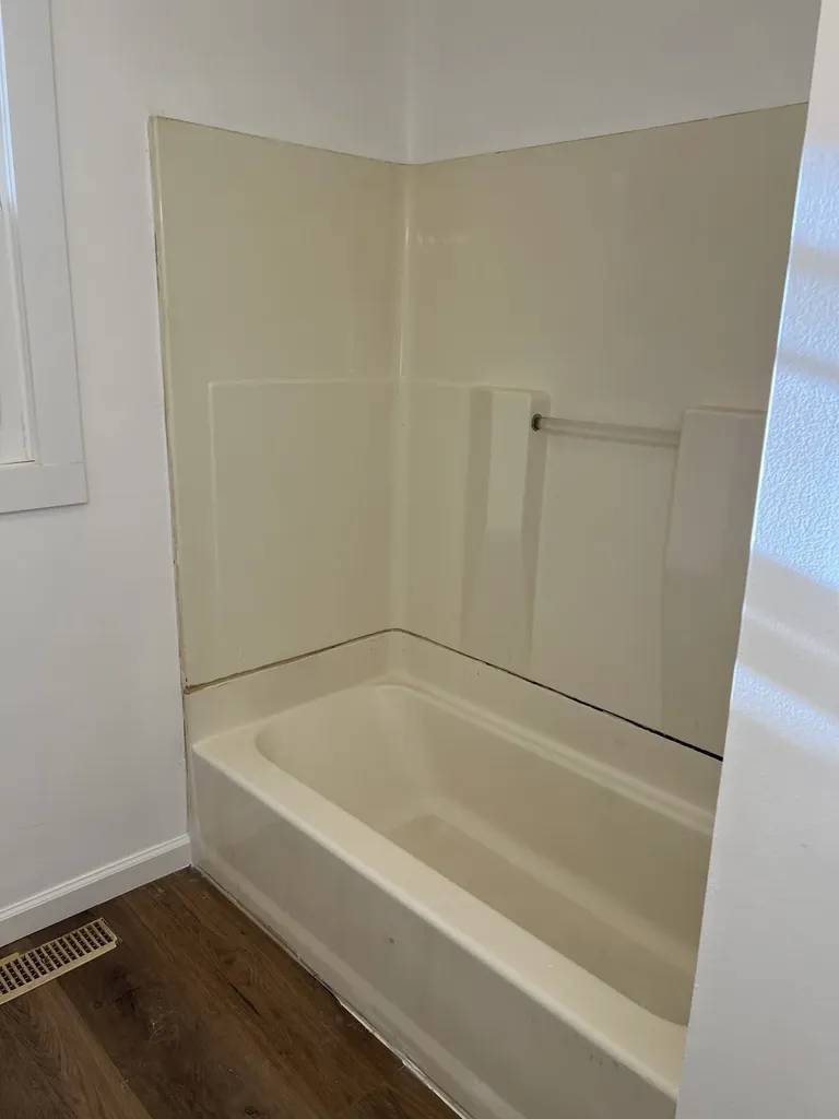 72 Sherwood Vale Cir, NW Mcminnville TN 37110