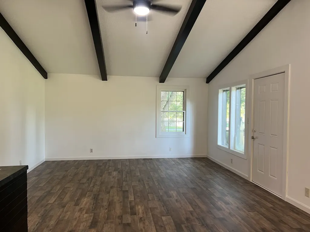 72 Sherwood Vale Cir, NW Mcminnville TN 37110
