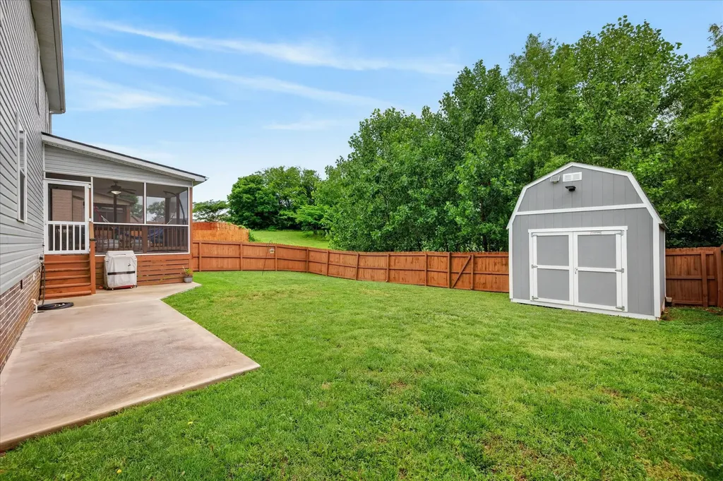 1025 Garner Hills Drive Clarksville TN 37042