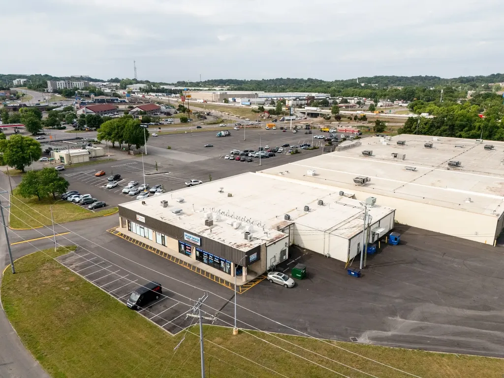 240 E Cedar Street Goodlettsville TN 37072