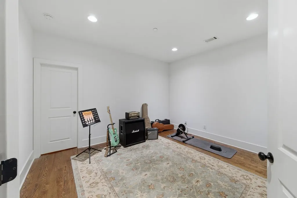 4022 Lealand Lane Nashville TN 37204