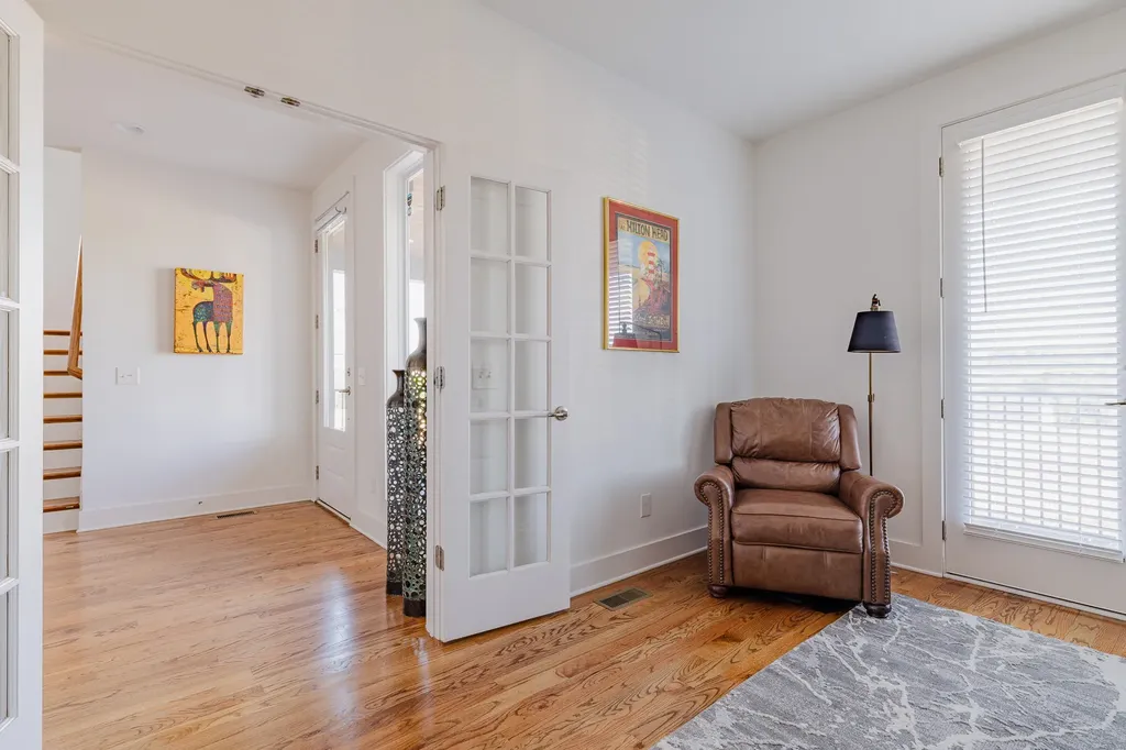 60 Twin Street Nashville TN 37209
