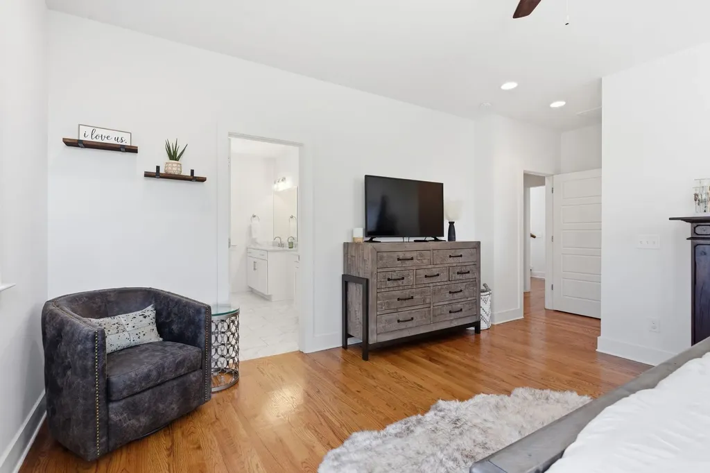 60 Twin Street Nashville TN 37209